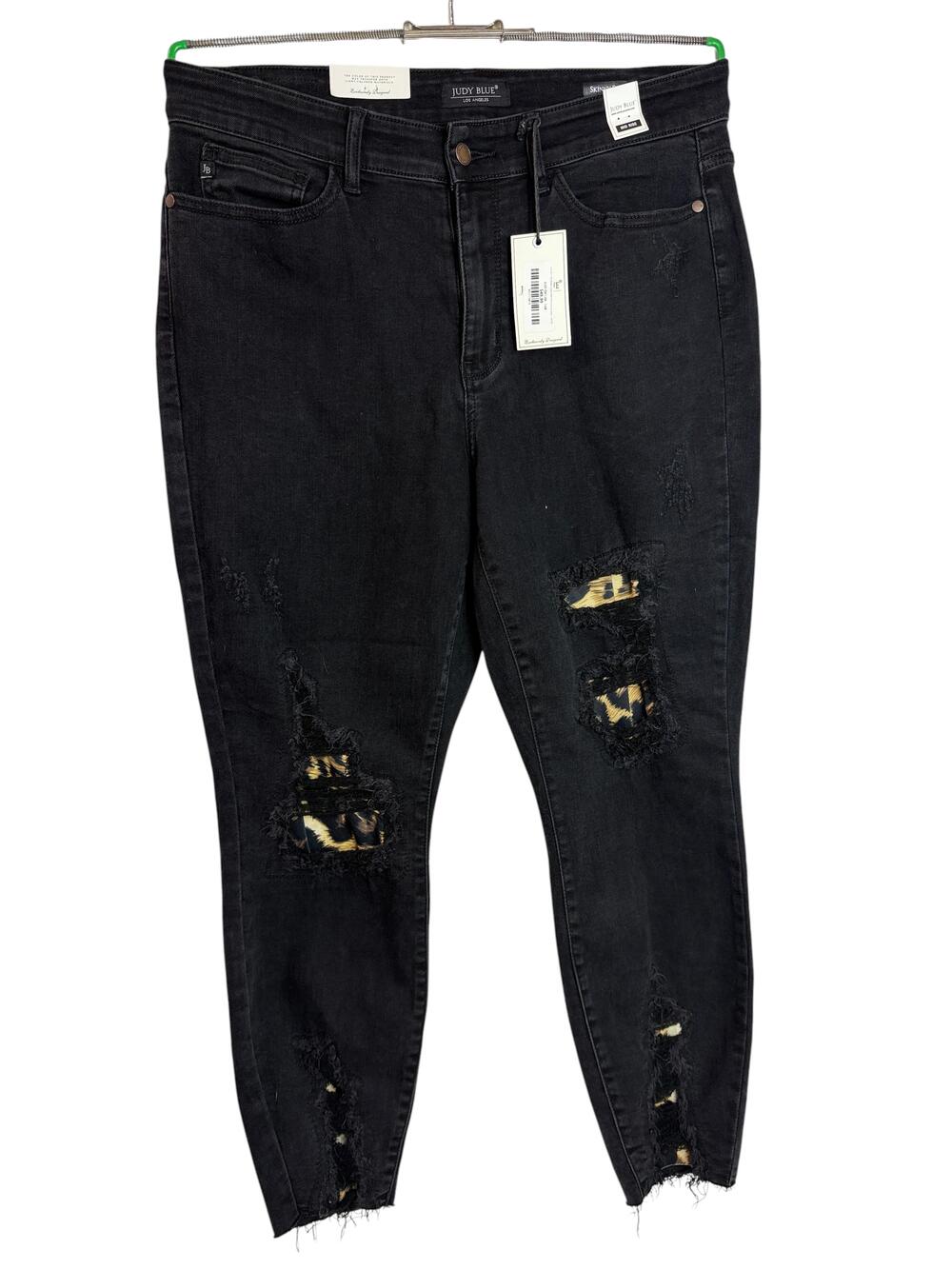 Judy Blue Jeans Womens 14W Black Skinny Distressed Leopard Denim JB82168BK